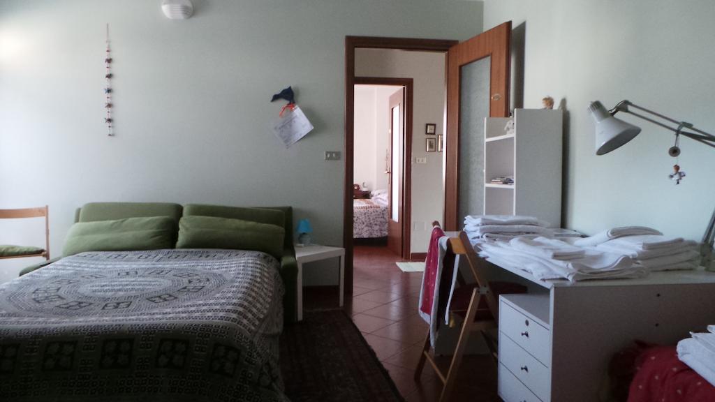 B&B La Rampichina Ιβρέα Δωμάτιο φωτογραφία